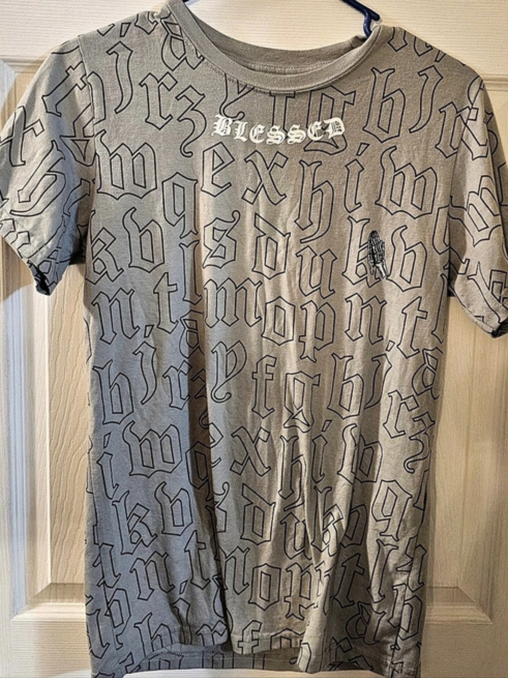 Blessed Graphic Short Sleeve Tee in Gray